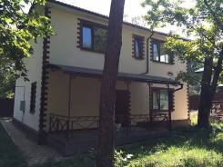 Замечательный коттедж на Сад-городе. Улица Комитетская 19б, р-н Садгород, площадь дома 200 кв. м., централизованный водопровод, электричество 25 кВт...