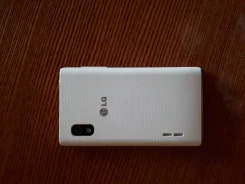 LG Optimus L5. �/�