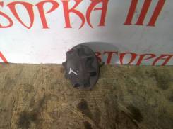Крепление запасного колеса. Toyota