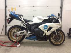 Honda CBR 1000RR Fireblade. 1 000 куб. см., исправен, птс, без пробега