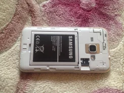 Samsung Galaxy J1. �/� ����