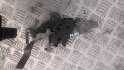 Замок капота. Toyota Cresta, GX71 Двигатель 1GEU