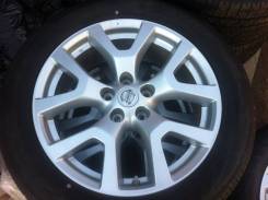 Nissan. 7.0x18, 5x114.30, ET40, ЦО 66,1 мм.