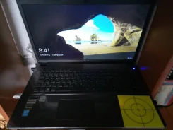 DNS Gamer. 17.3", 2,4����, ��� 8 ��, ���� 1 000���, WiFi: 1, Bluetooth: 1, ����������� �� 3��. ����