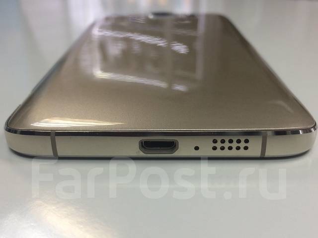 Samsung Galaxy S7.  