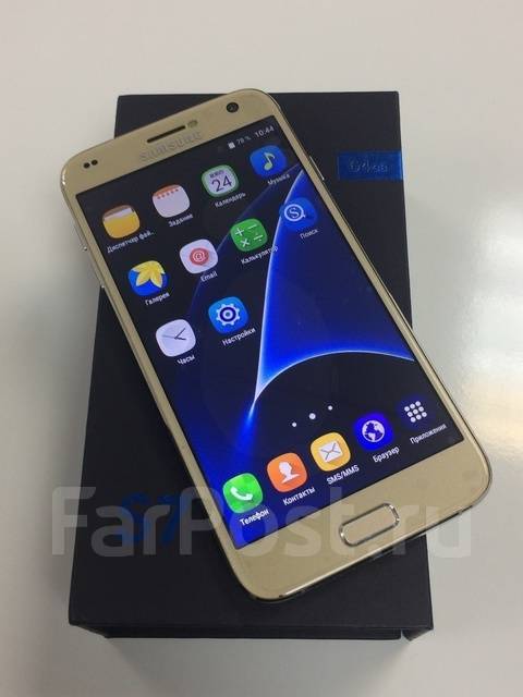 Samsung Galaxy S7.  