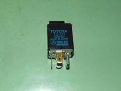 Реле поворота. Toyota: Cynos, Century, RAV4, Granvia, Sienna, Dyna, Coaster, Lite Ace, Corona, Crown, Regius, Chaser, Corsa, Corolla Levin, GS300, Pre...