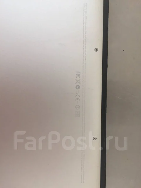 Apple MacBook 13. 13.3", 2,4����, ��� 6 ��, ���� 128���, WiFi: 1, Bluetooth: 1, ����������� �� 6��. ����