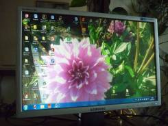 Samsung. 19" (48 см), технология LCD (ЖК)