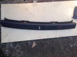 Панель замка багажника. Toyota Harrier, GSU35, GSU36, GSU31, GSU30, MCU35W, MHU38, MCU31, MCU30, MCU35, MCU36, ACU30, ACU35 Двигатели: 2AZFE, 2GRFE, 1...