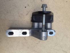 Кронштейн опоры двигателя. Toyota Highlander, GSU40, GSU45 Toyota Harrier, GSU35, GSU36, GSU31, GSU30, GSU30W Двигатель 2GRFE