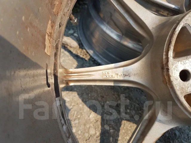 AVS Model 7. 9.0x17", 5x114.3, ET38 ����