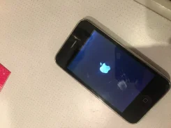 Apple iPhone 3GS 8Gb. �/� ����