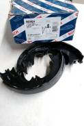 Колодка тормозная барабанная. Toyota: Hilux Surf, 4Runner, GX470, Land Cruiser, Land Cruiser Prado, Sequoia, FJ Cruiser Lexus GX470, UZJ120 Двигатели...
