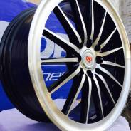 Vossen. 7.0x17, 4x100.00, 4x114.30, ET35, ЦО 73,1 мм.