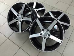Vossen. 7.5x17, 5x100.00, ET40, ЦО 73,1 мм.