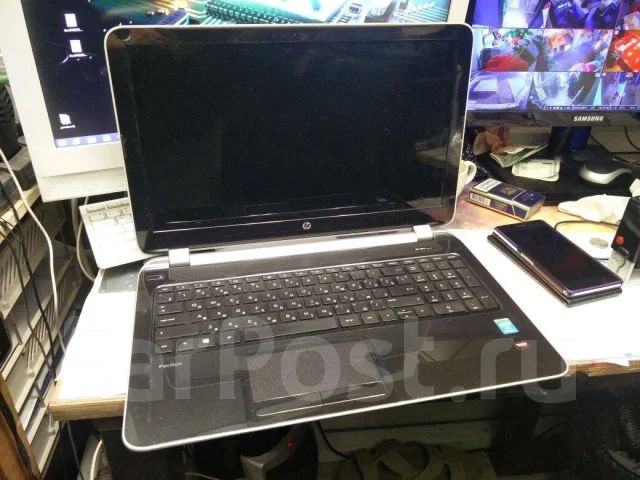 HP Pavilion 15-n006sr. 15.6", 1,8����, ��� 4 ��, ���� 500���, WiFi: 1, Bluetooth: 1, ����������� �� 2��. ����
