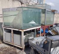 Аквариум для продажи живой рыбы. Б/у.