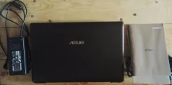 Asus K55VJ. 15.6", 2 400����, ��� 8 ��, ���� 750���, WiFi: 1, Bluetooth: 1 ����