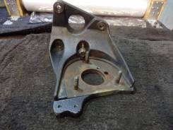 Крепление топливного насоса. Nissan: Pulsar, Bluebird, Lucino, Wingroad, Bluebird Sylphy, Sunny / Lucino, Sunny California, Avenir, Sunny, Primera, Su...