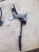 Педаль акселератора. Nissan Mistral, R20, KR20 Двигатель TD27T