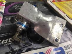 Регулятор давления топлива. Toyota Mark II, JZX100, JZX90 Toyota Cresta, JZX100, JZX90 Toyota Chaser, JZX100, JZX90