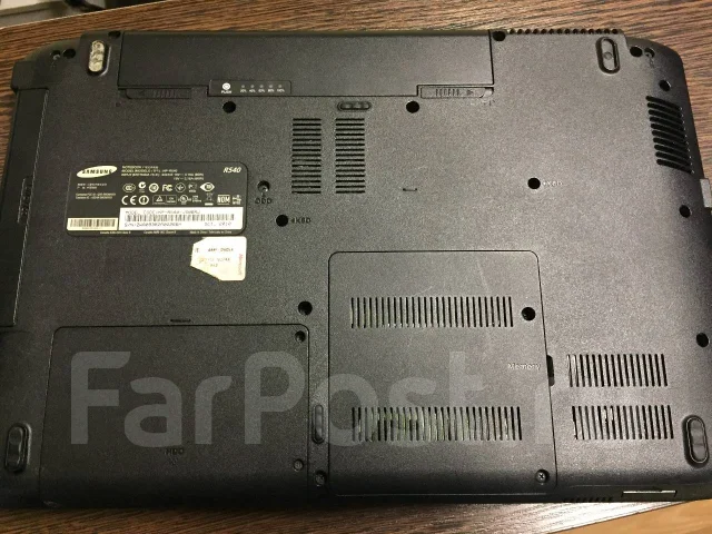 Samsung R540. 15.6", 2,4����, ��� 3072 ��, ���� 320���, WiFi: 1, Bluetooth: 1, ����������� �� 2��. ����