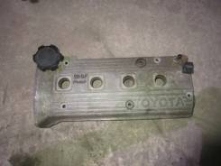 Крышка головки блока цилиндров. Toyota Starlet