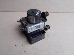 Блок abs. Audi A3 Audi A5 Volkswagen Passat Volkswagen Golf Volkswagen Caddy Volkswagen Jetta Skoda Octavia Двигатель ABS