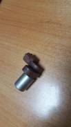 Датчик положения распредвала. Subaru Forester, SF5, SF9, SG5 Subaru Legacy, BD4, BD5, BD9, BE5, BG5, BG9, BGC, BH5, BL5, BL9, BM9, BP5, BP9, BR9 Subar...