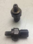 Датчик давления масла. Honda: Avancier, Odyssey, Lagreat, Inspire, Accord, MR-V, Saber Двигатели: J35A4, J35A2, F20B5, J30A2, F23A2, F20B4, J30A1, F23...