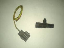 Датчик наружной температуры. Mazda: Axela, Sentia, Ford Telstar II, MPV, Cronos, Premacy, Ford Festiva, CX-7, Atenza, Ford Telstar, Capella, Millenia...