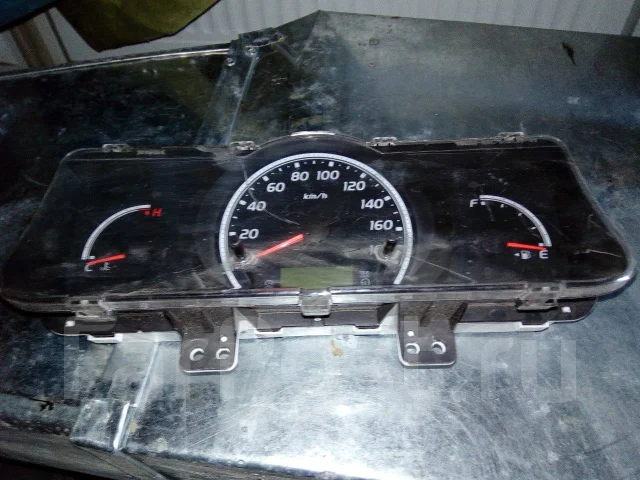 Toyota Hiace Van. KDH206, 1KD ����