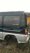 Стекло заднее. Mitsubishi Delica Star Wagon, P05W, P03W, P24W, P35W, P25W Mitsubishi Delica, P25W, P35W Двигатель 4D56