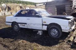 Nissan Skyline. HR31, RB20E ����