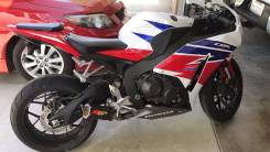 Honda CBR 1000RR Fireblade. 1 000 куб. см., исправен, птс, без пробега