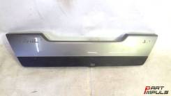 Накладка на дверь багажника. Nissan X-Trail, T31, NT31, DNT31, TNT31 Двигатели: QR25DE, MR20DE, M9R130, M9R110