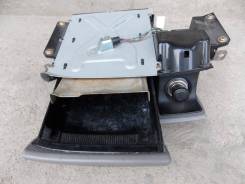 Пепельница. Toyota Vista Ardeo, ZZV50G, ZZV50
