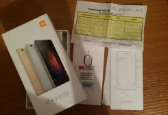 Xiaomi Redmi 3S. �/�