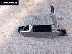 Бардачок. Toyota Prius, NHW20 Двигатель 1NZFXE