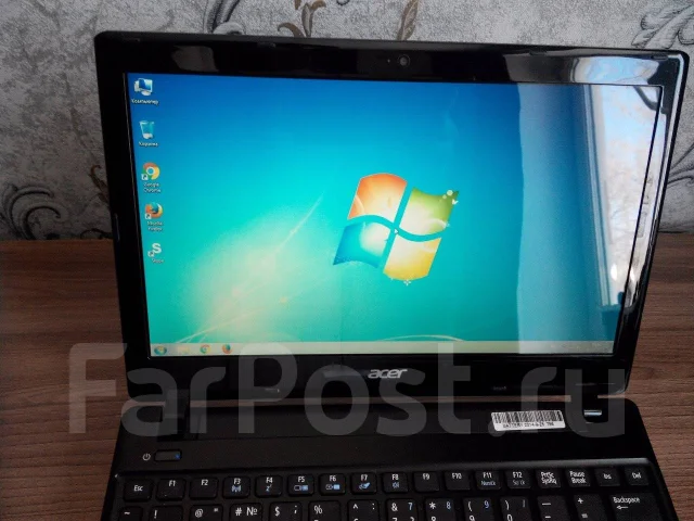 Acer Aspire One 756-877B1kk. 11.6", 1,4����, ��� 2048 ��, ���� 500���, WiFi: 1, ����������� �� 3��. ����