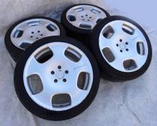 Диски Crimson Club Linea на лете Dunlop 245x40x19. 8.5x19 5x114.30 ET45 ЦО 73,1 мм.