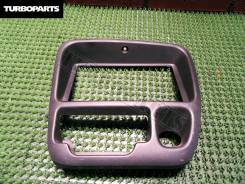 Консоль центральная. Suzuki Escudo, TL52W, TD02W, TA52W, TD32W, TA02W, TD62W, TD52W Двигатели: G16A, H25A, RF, J20A