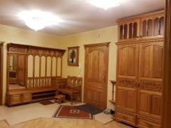 4-комнатная, Уссурийский бульвар 45. Центральный, частное лицо, 157 кв. м. Прихожая