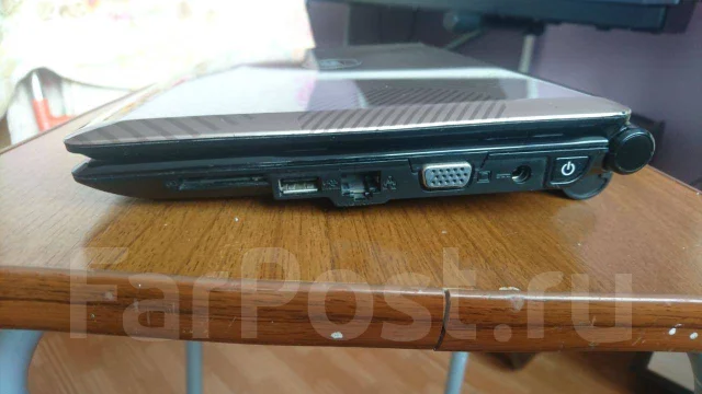 DNS Mini. 10.1", 1,7����, ��� 2048 ��, ���� 320���, WiFi: 1, Bluetooth: 1, ����������� �� 10��. ����