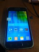 Samsung Galaxy J1. Б/у