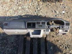 Панель приборов. Mazda Bongo Friendee, SGE3, SGLW, SG5W, SGEW, SGLR, SGL5, SGL3 Двигатели: FEE, J5D, WLT