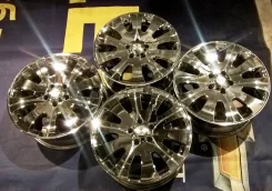 Garson Zuenglein Z10. 8.0x18", 5x114.3, ET45, �� 73���. ����