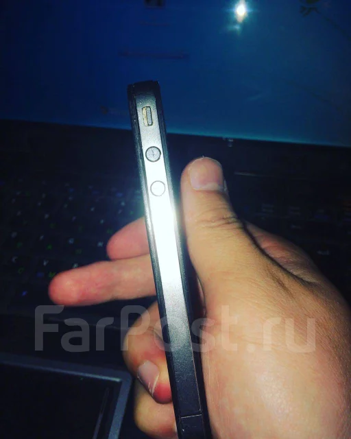 Apple iPhone 4 8Gb. �/� ����