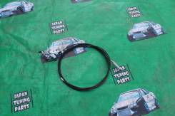 Тросик лючка топливного бака. Toyota Corolla, NZE141 Toyota Corolla Axio, ZRE144, ZRE142, NZE141, NZE144 Toyota Corolla Fielder, NZE141G, ZRE144, ZRE1...